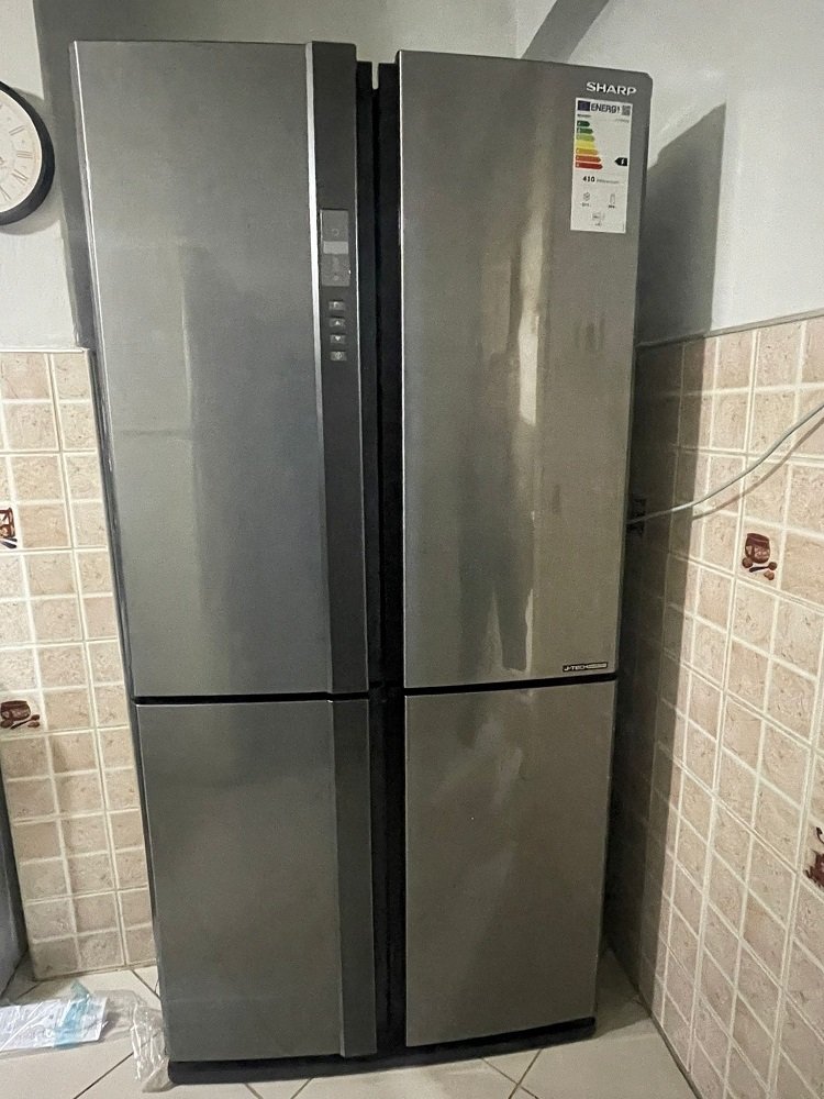sharp 4 kapılı buzdolabı